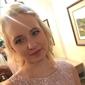 Meet your Posher, Anne